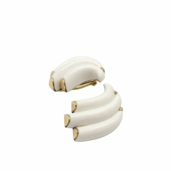 Crown Trifari White Lucite Abstract Wave Gold Tone Clip Earrings Mid Century - Picture 3 of 4